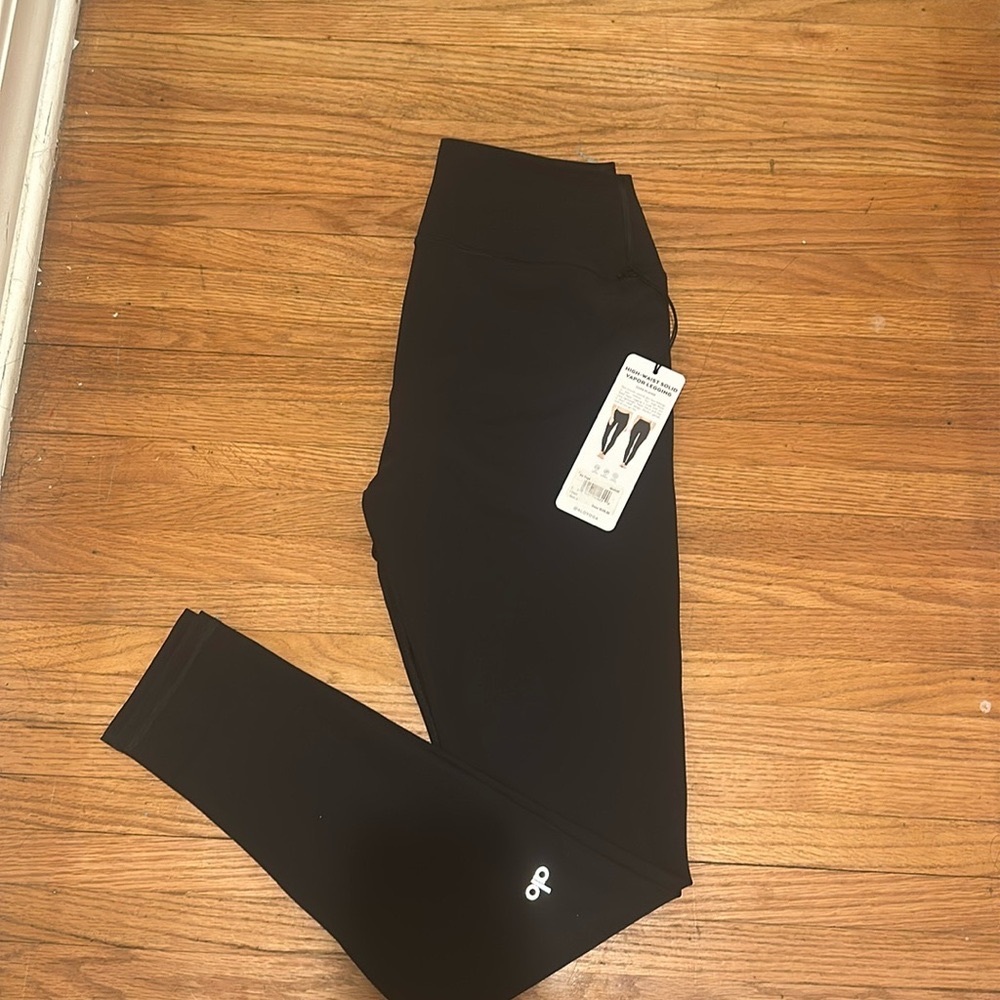 Brand New Alo High waist solid vapor legging L 12-14